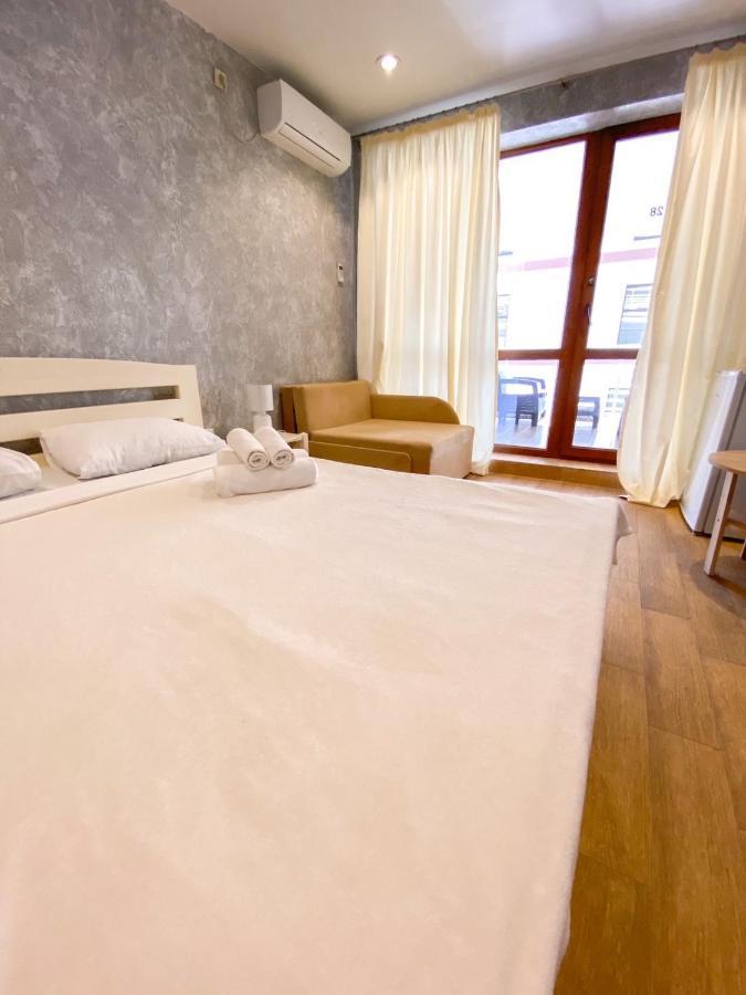 Hotel Золотий Лев à Zatoka Extérieur photo
