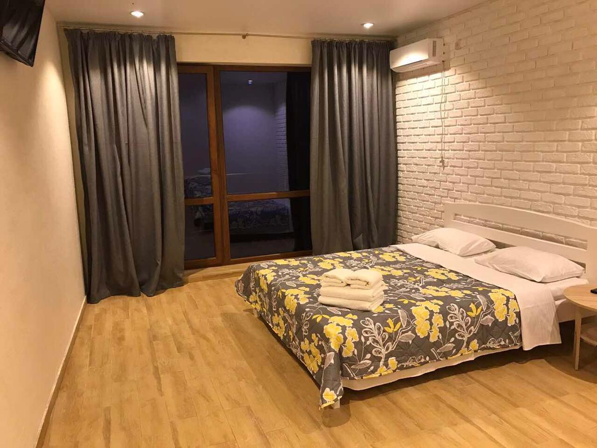 Hotel Золотий Лев à Zatoka Extérieur photo