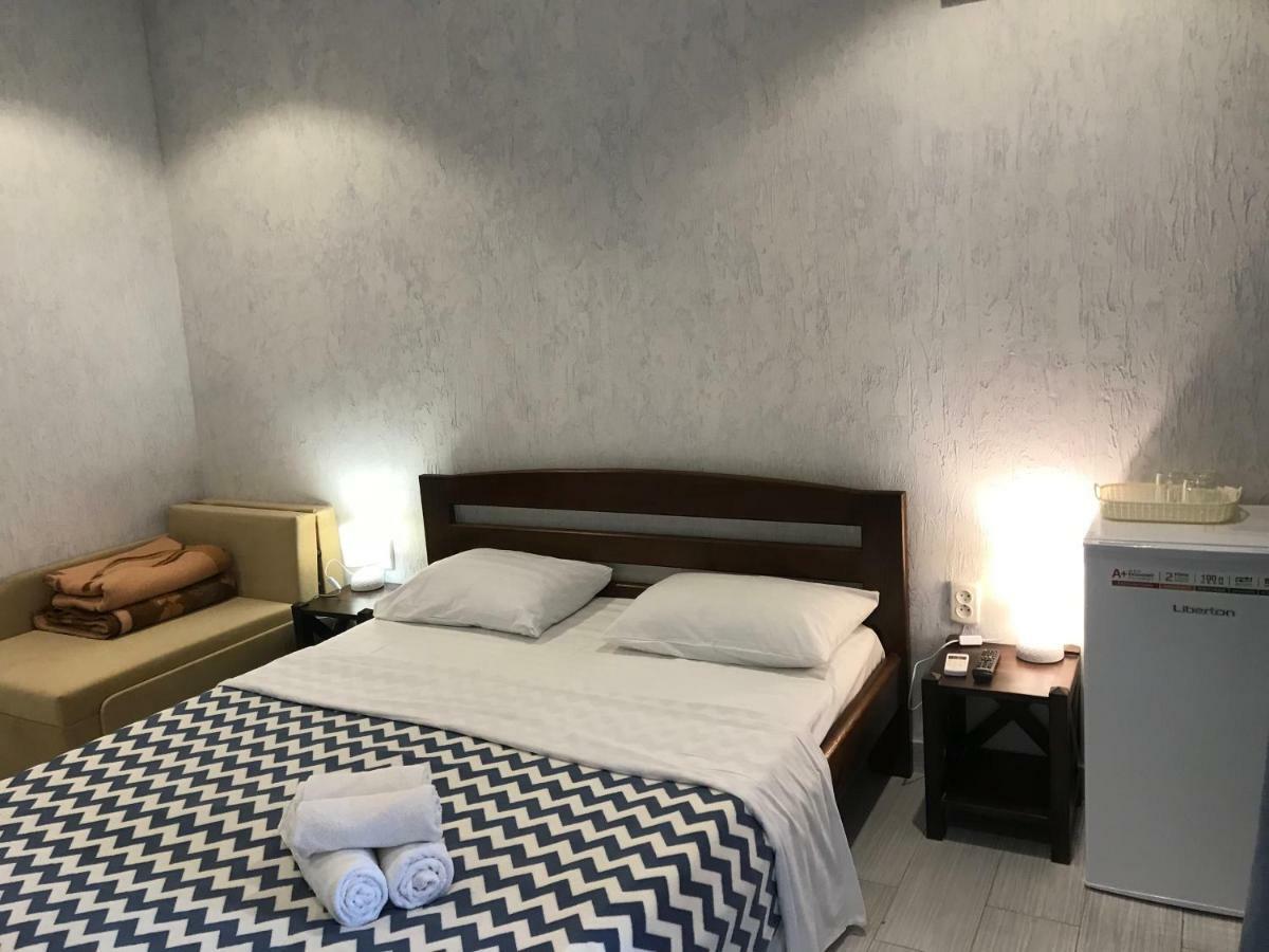 Hotel Золотий Лев à Zatoka Extérieur photo