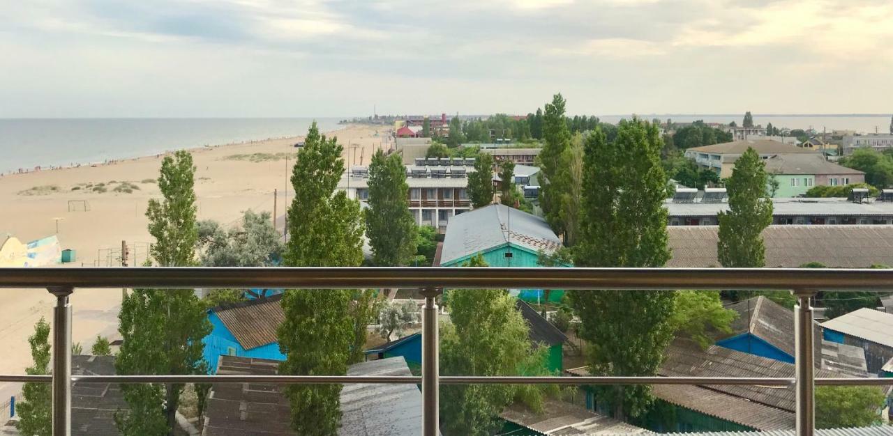 Hotel Золотий Лев à Zatoka Extérieur photo