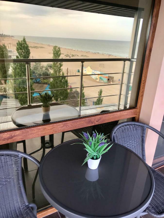 Hotel Золотий Лев à Zatoka Extérieur photo