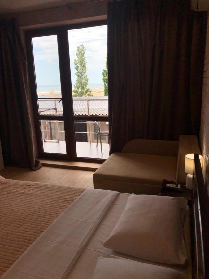 Hotel Золотий Лев à Zatoka Extérieur photo