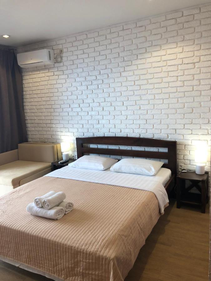 Hotel Золотий Лев à Zatoka Extérieur photo